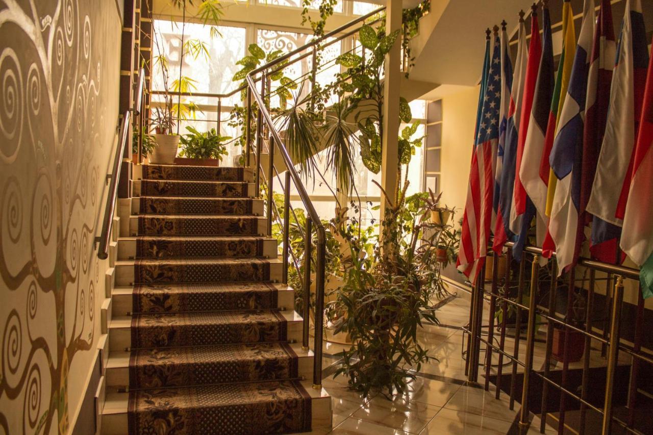Park Hotel Vinnitsa エクステリア 写真